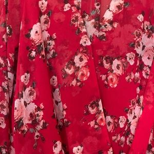 Designer KUT. Only worn once . Very flattering